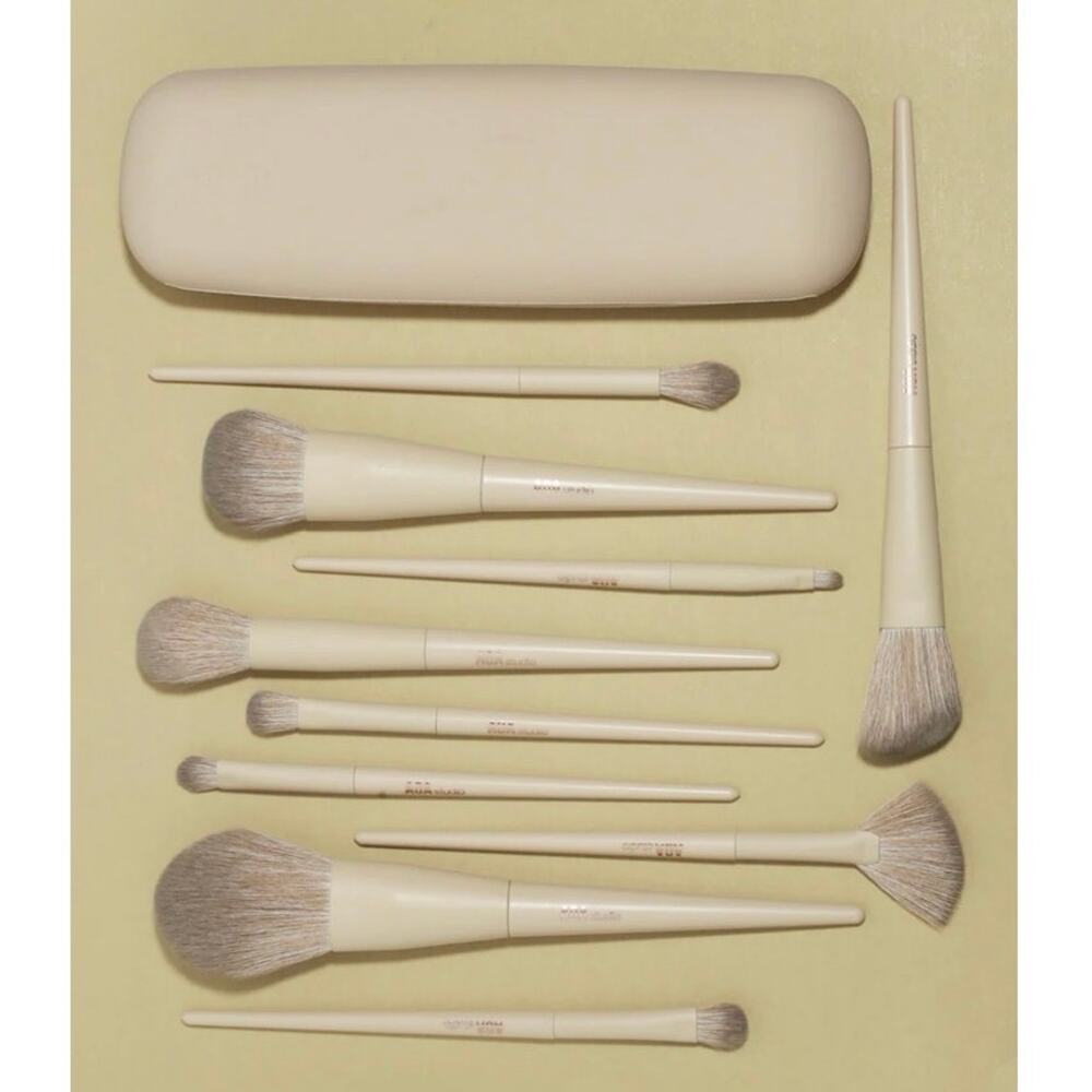 AOA Studio Hero 10pc Makeup Brush Set Vegan Cruelty-Free + Travel Case